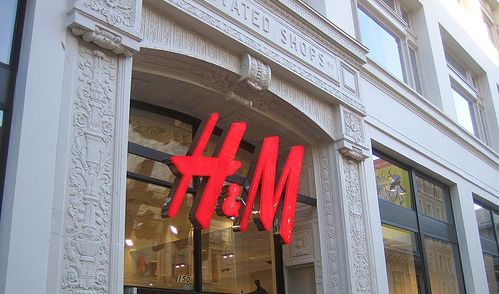 H&M, primul magazin în România, la primăvară