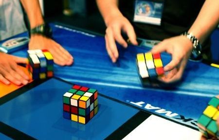 Primul Romanian Open de Speedcubing la Cluj