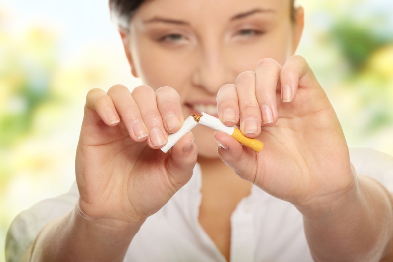 5 trucuri ca să rezistaţi tentaţiei de a fuma