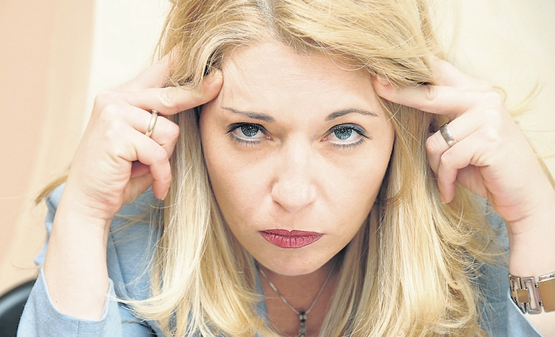 Durerile de cap pot ascunde afecţiuni mai grave