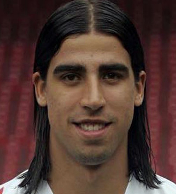 Khedira a semnat cu Real