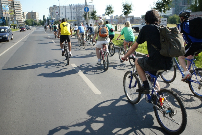 Timişorenii au fost scoşi la pedalat