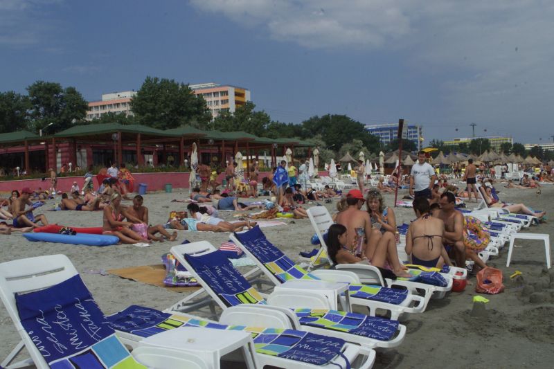 Constanţa, între Mamaia şi "tataia" Mazăre