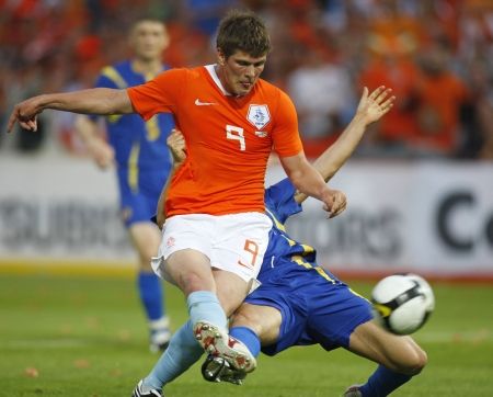 Încă un jucător de clasă la Schalke 04: Klaas-Jan Huntelaar