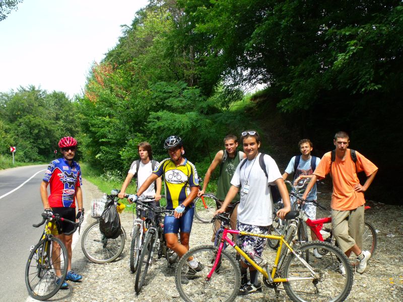 La vânătoare de deşeuri, pe bicicletă