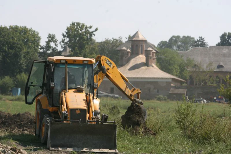 Parcul Mogoşoaia, reabilitat fără licitaţie