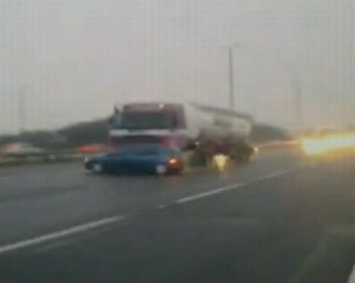 Teribilism pe şosele. Sunt pedepsele severe soluţia pentru a reduce numărul de accidente?