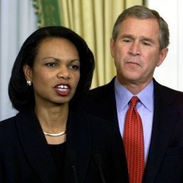 Condoleezza Rice recunoaşte că a ţipat la Bush pe 11 septembrie 2001