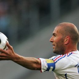 Consilierul Zinedine Zidane