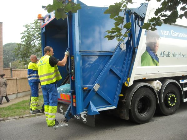 Cum funcţionează sortarea gunoiului în Belgia