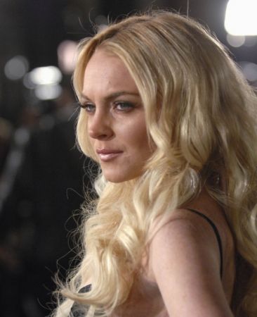 Lindsay Lohan, eliberată şi înţepată