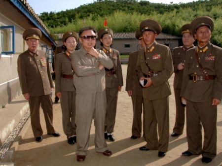 Mezinul lui Kim Jong-il face încă un pas spre prima funcţie în stat