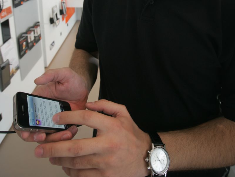 Orange România va dicta preţul în piaţă la iPhone 4