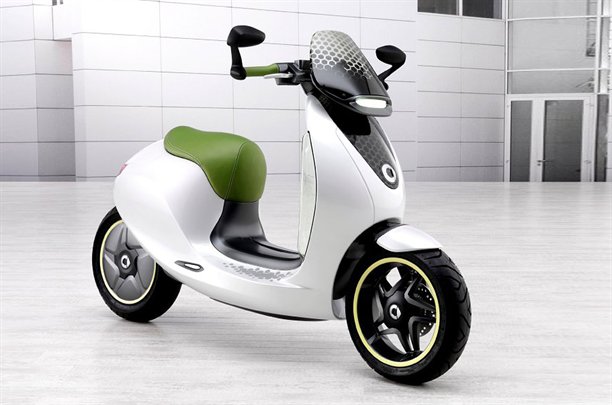 Producătorul auto Smart propune un scuter electric