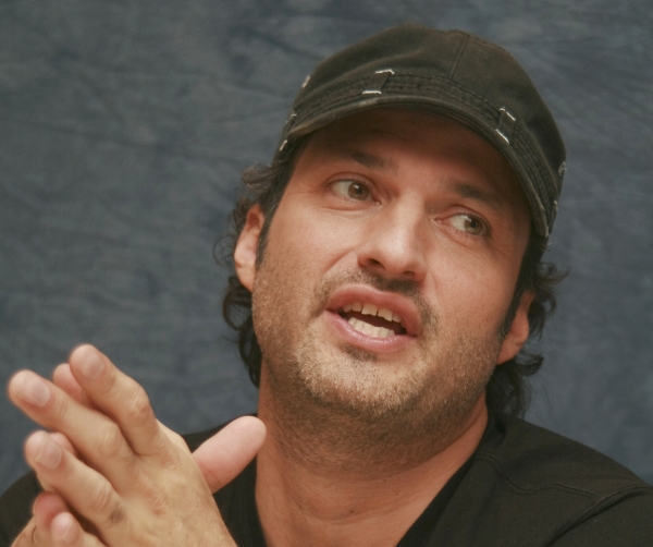 Robert Rodriguez: "Cu mine starurile lucrează pe o nimica toată"