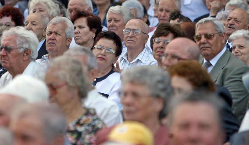 Topul judeţelor cu mai mulţi pensionari decât salariaţi