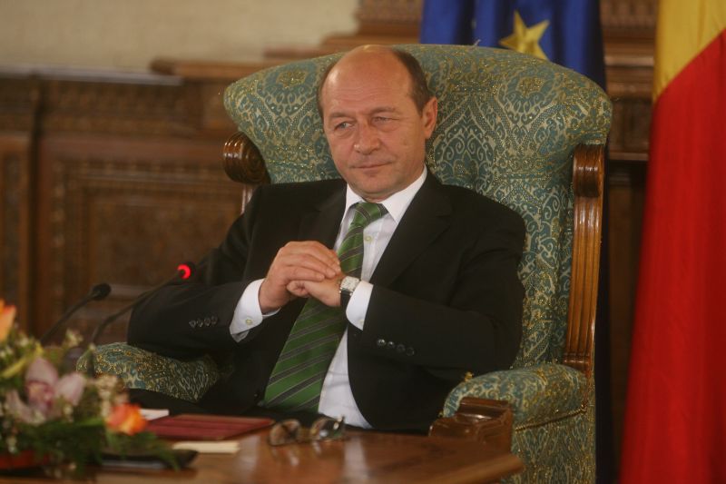 Traian Băsescu vs George Soros