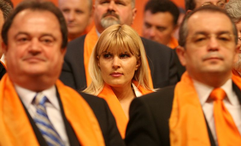 Zidul PDL din jurul lui Vasile Blaga, fisurat de Elena Udrea