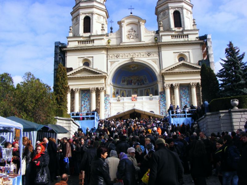 25.000 de credincioşi, la Catedrala Mitropolitană din Iaşi