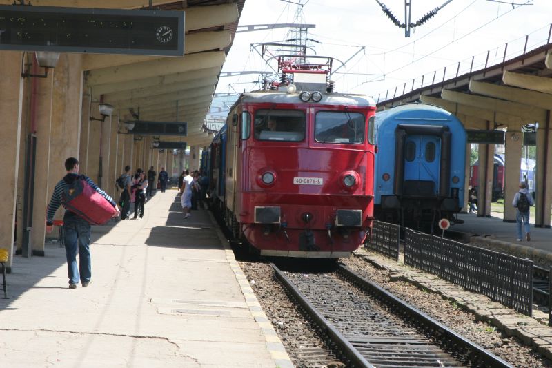 CFR a suplimentat numărul trenurilor cu ocazia sărbătorii Sf. Parascheva