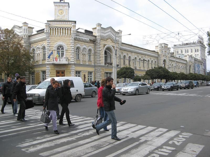 Criza amână speranţele de schimbare ale moldovenilor