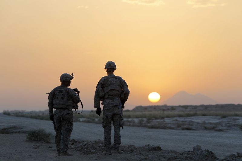 Doi militari morţi şi unul rănit în Afganistan. În opt ani de operaţiuni în Afganistan, România a pierdut 17 militari