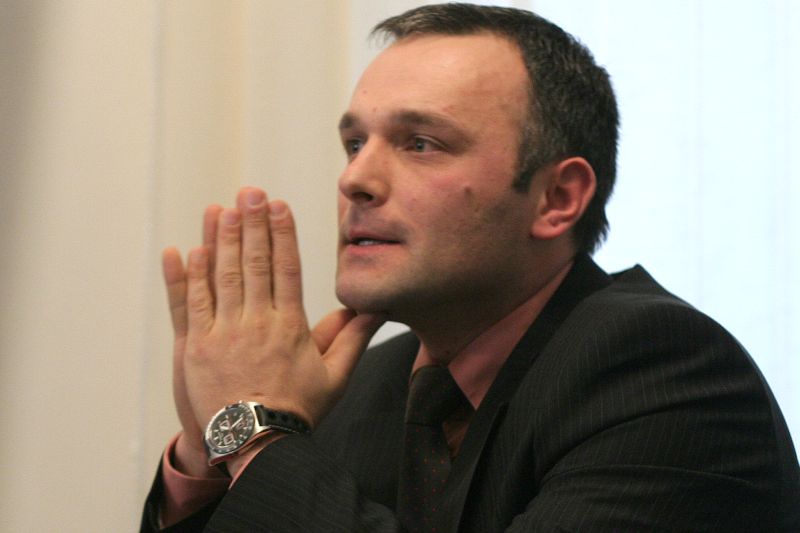 Fostul ministru Karoly Borbely susţine că e cercetat penal dintr-o eroare