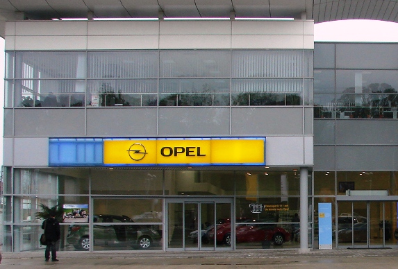 Opel a deschis un showroom nou în Bucureşti