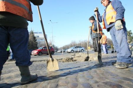 Strada Grigore Cobălcescu, închisă încă trei luni