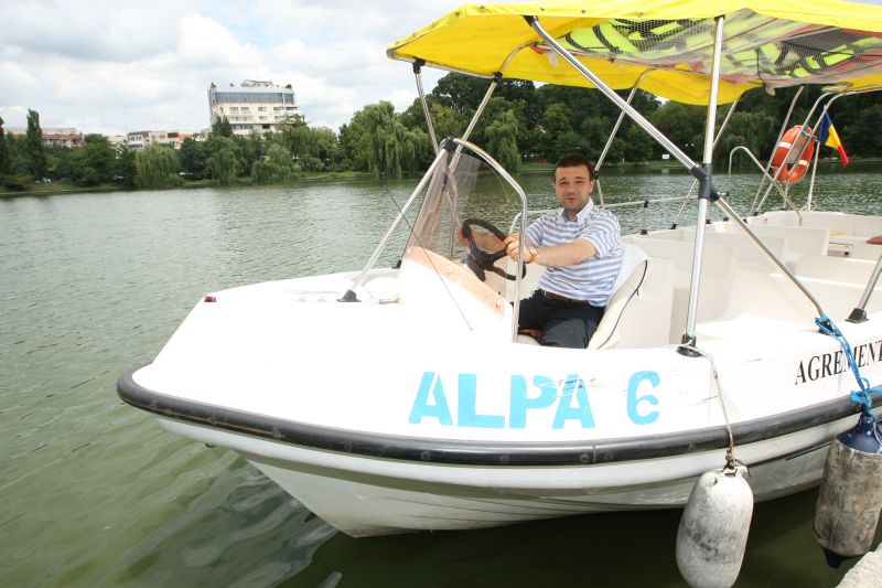 Ultimul weekend cu vaporaşul pe lacul Herăstrău