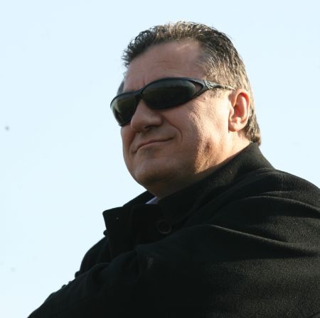 Victor Becali: "Franţa are pe bancă o legendă, noi avem un puşti"