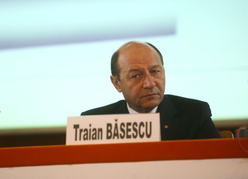 Băsescu: Baconschi a avut o iniţiativă nefericită