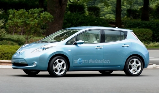 Duster a pierdut, Nissan Leaf este "Maşina anului" în Europa