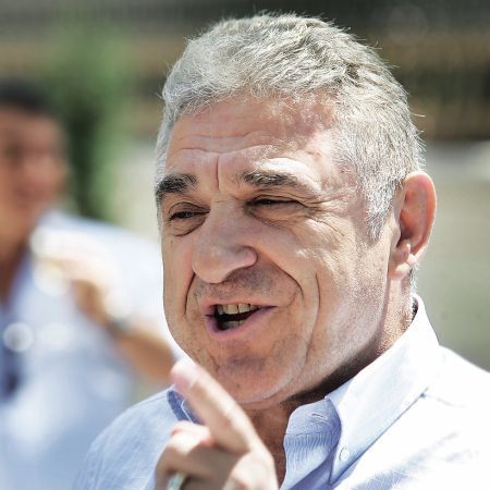 Ioan Becali, atac la Federaţie