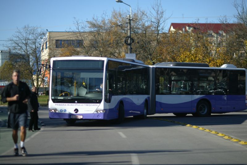 Noile autobuze Mercedes au ajuns la Timişoara