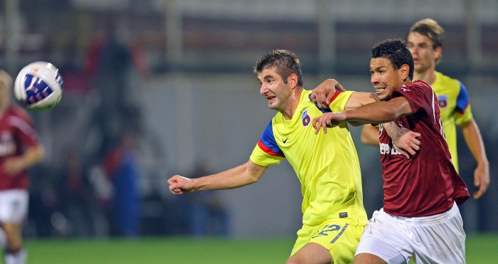 Steaua - FC Braşov şi Dinamo - Gloria, semifinalele Cupei României