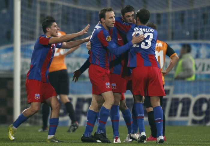 Steaua, victorie cu FC Utrecht