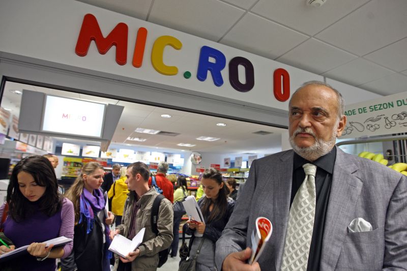 Dinu Patriciu, jefuit de hoţi: cinci magazine Mic.ro, sparte de Crăciun