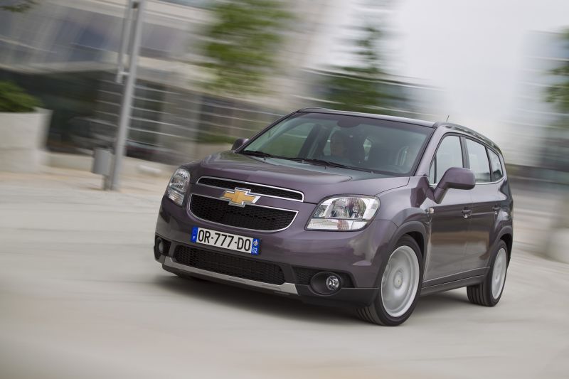 DRIVE-TEST EVZ: Chevrolet Orlando - înzestrat, fără mari speranţe