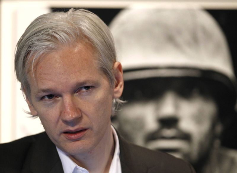 Fondatorul WikiLeaks, Julian Assange, arestat
