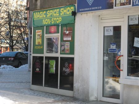 "Magazinele de vise" ar putea fi interzise, în Capitală, pe o rază de 3 kilometri în jurul şcolilor şi parcurilor