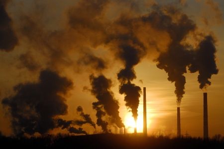 Obiective mai mari de reducere a emisiilor de CO2, bani în plus la sănătate