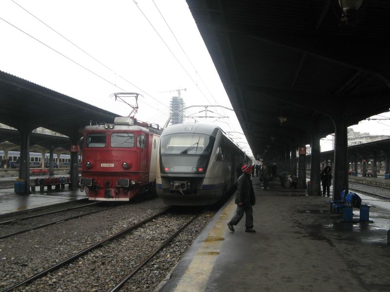 Se schimbă mersul trenurilor