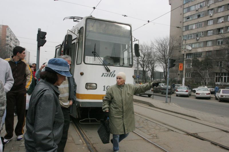 Un tramvai a deraiat în cartierul Bucureştii Noi, din Capitală