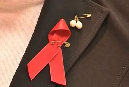 Un transplant de celule stem a vindecat un american de HIV. Poate fi un tratament pentru toţi bolnavnii de HIV?