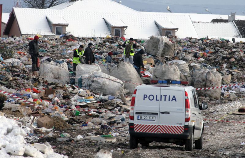 Cadavru mutilat, descoperit la groapa de gunoi din Lugoj