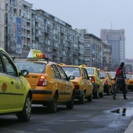 O companie de taxi a scăpat de amendă de la Consiliul Concurenței denunțând cartelul