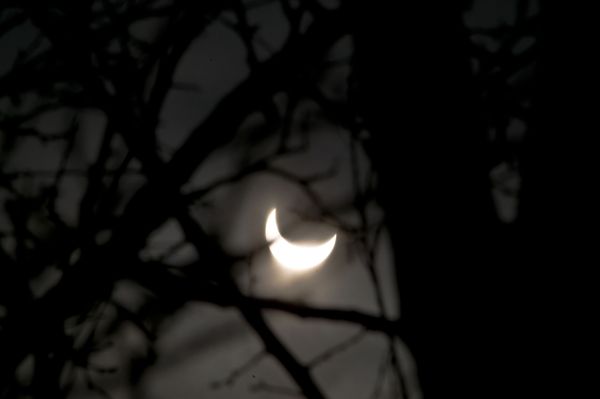 Povestea eclipselor de Soare, de la epopeile indiene până în 2011