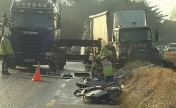 Trei români morţi într-un accident în Irlanda
