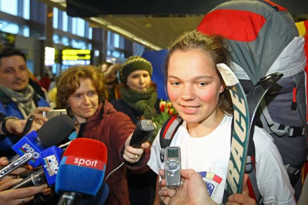 Alpinista Coco Popescu s-a întors în ţară. "Îţi mulţumim că ne-ai arătat ce înseamnă România"